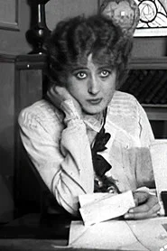 Suzanne Delvé