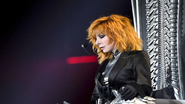 Mylène Farmer: 2019 - Le Film screenshot 2