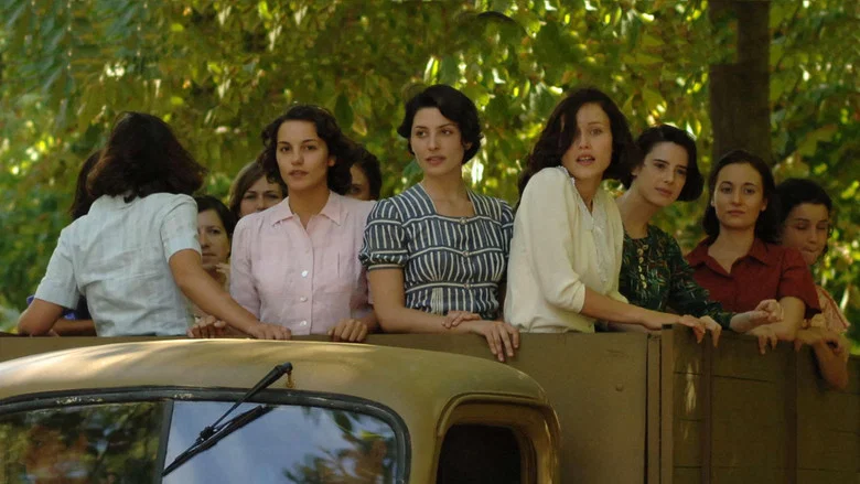 The 13 Roses screenshot 1
