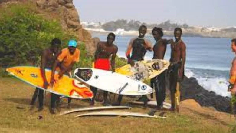 Dakar Surf City screenshot 2