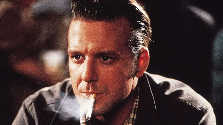 Johnny Handsome screenshot 1