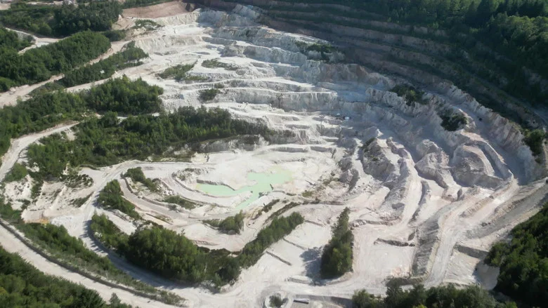 Lithium in Europe: the mining industry of the future? screenshot 1