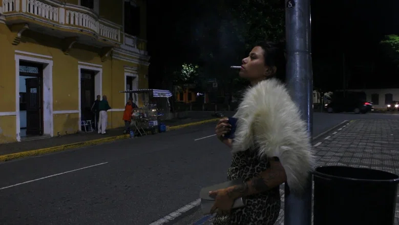 Edge of Her World screenshot 7