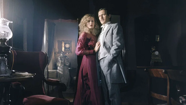 In an Old Manor House or The Independence of Triangles screenshot 3