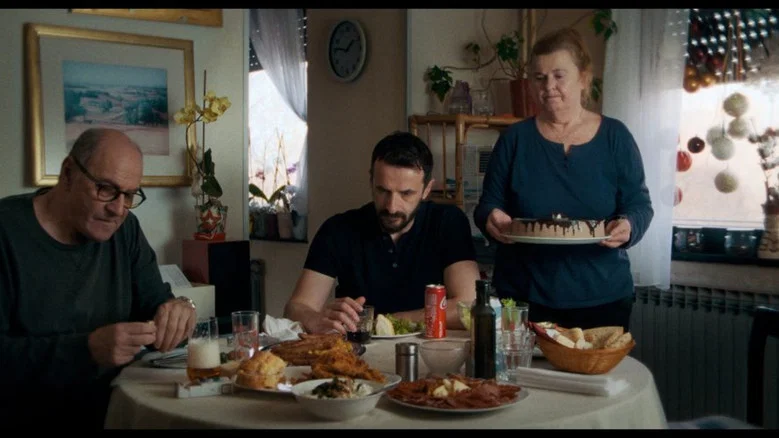 At the table screenshot 1