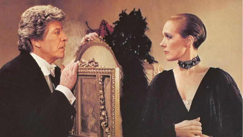Victor/Victoria screenshot 2