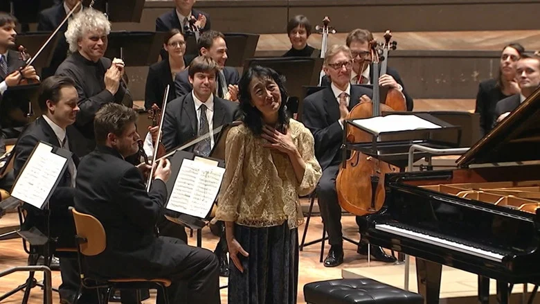 Beethoven: Piano Concertos 1-5 - Uchida, Rattle screenshot 1