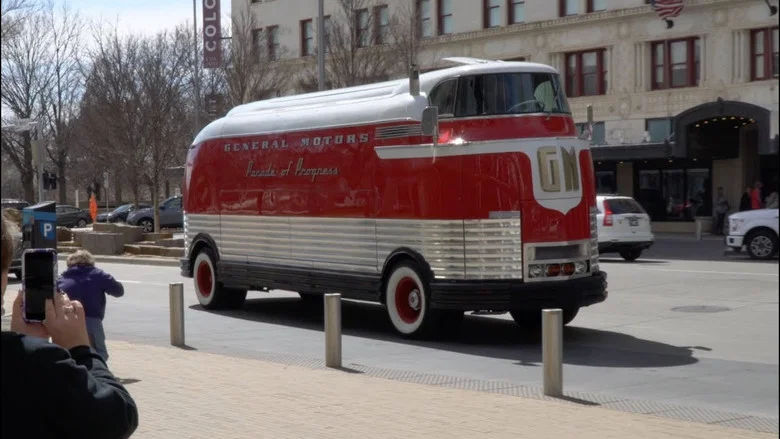 Miracle At Beaverdam - The Restoration of Futurliner No. 10 screenshot 1