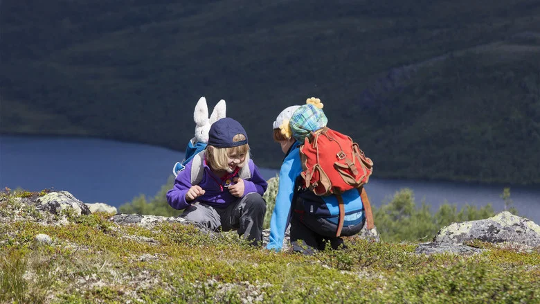 Casper and Emma Go Hiking screenshot 3
