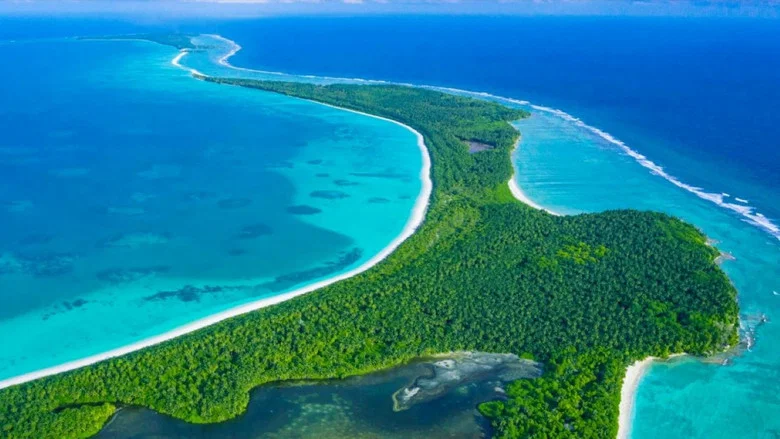 The Chagos Islands - Hope for Coral Reefs? screenshot 1