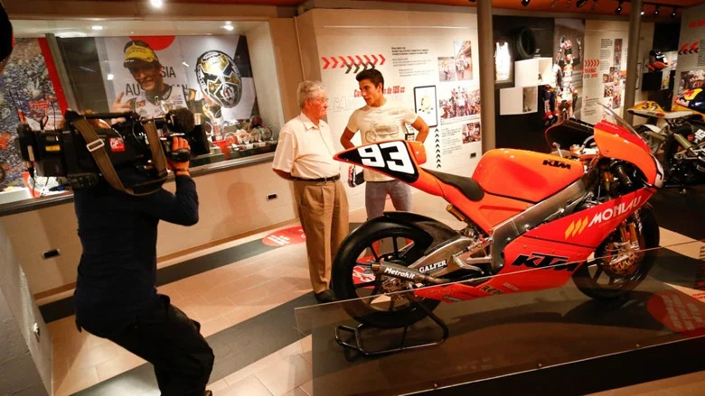 #Rookie93 Marc Marquez: Beyond the Smile screenshot 3