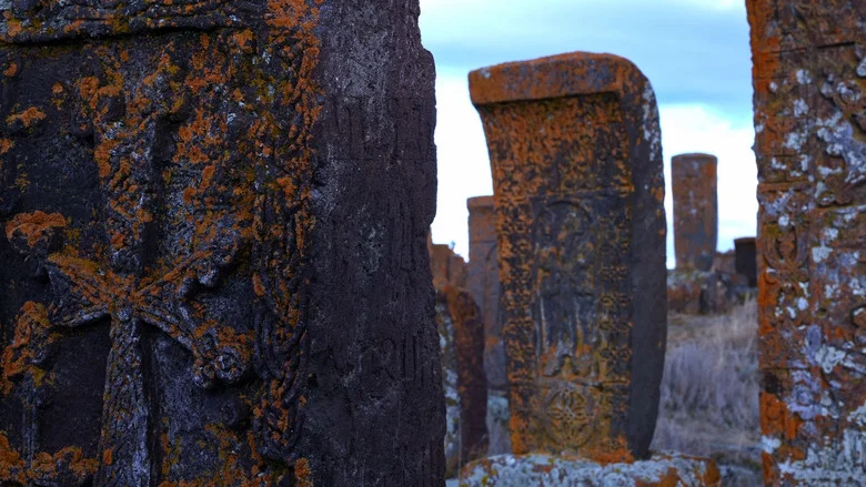 Tombstone screenshot 4