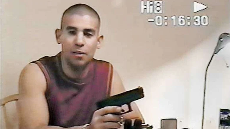 Children of God: Lost and Found screenshot 1
