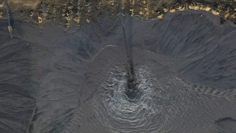 The Dark Side of Green Energies screenshot 1