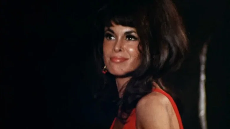 Girl in Gold Boots screenshot 5