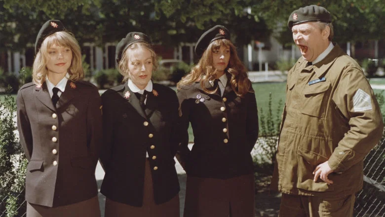 Girls at Arms screenshot 3