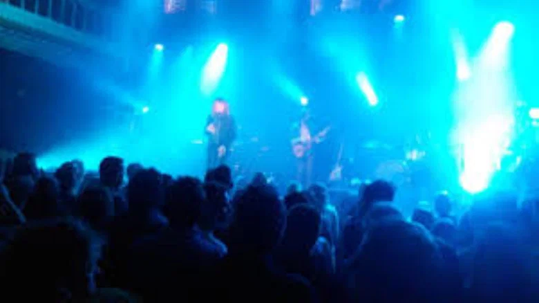 Di-Rect ‎– Live In Paradiso screenshot 1