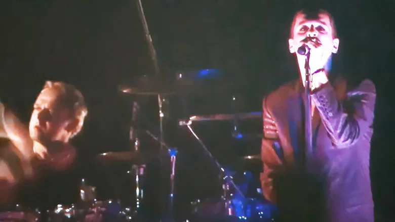 Depeche Mode: Tour of the Universe — Live in Barcelona screenshot 3