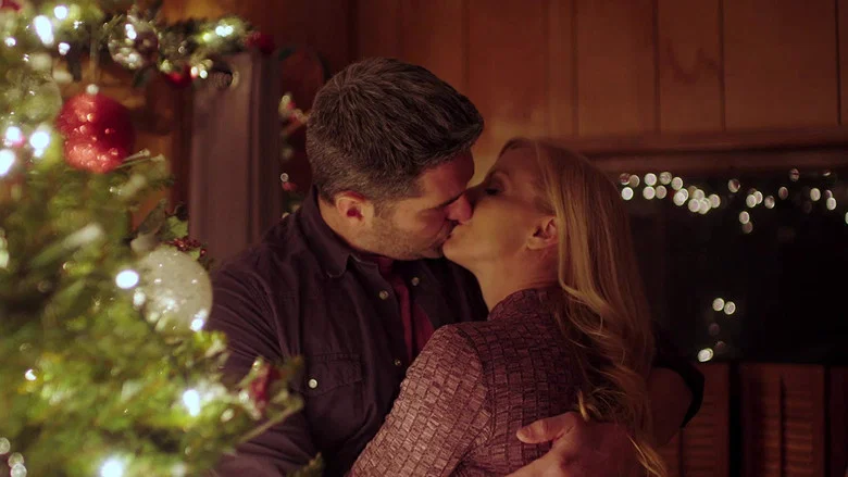A Holiday Boyfriend screenshot 6
