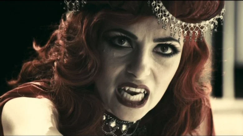 Lesbian Vampire Killers screenshot 2