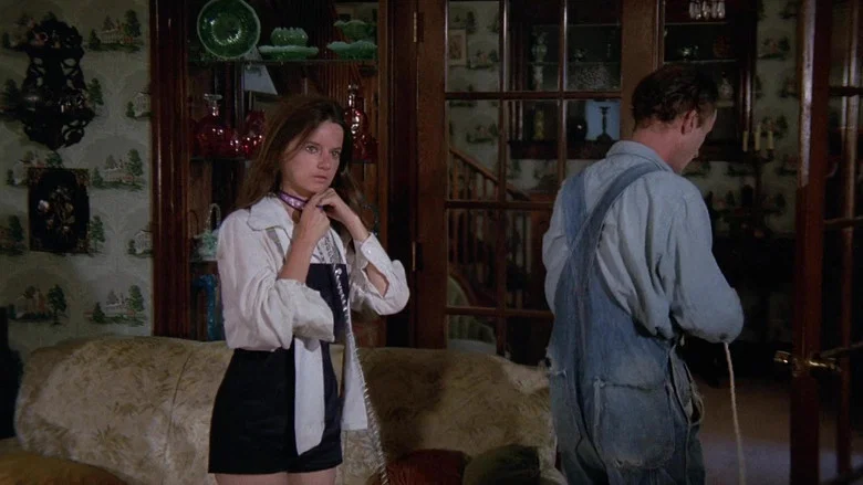Schoolgirls in Chains screenshot 2