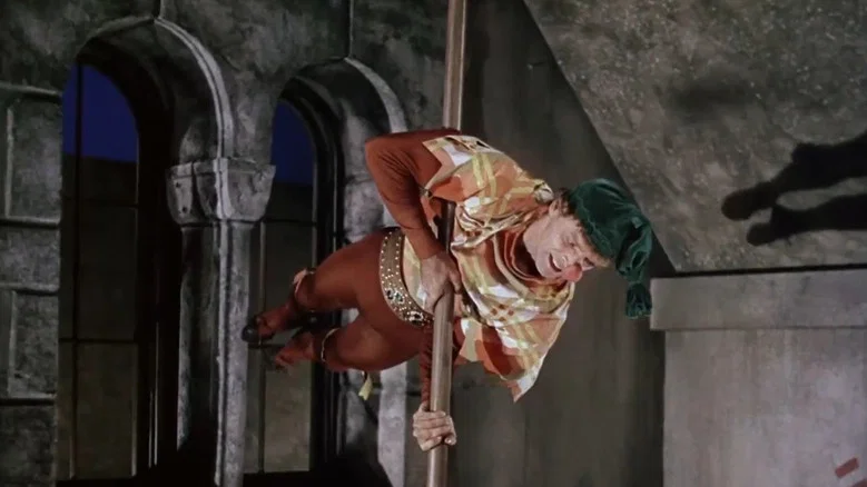 The Flame and the Arrow screenshot 1