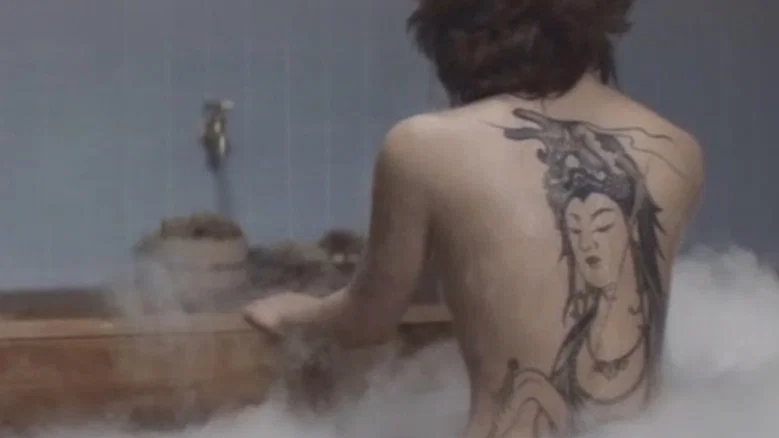 True Story of a Woman in Jail: Hell of Love screenshot 6