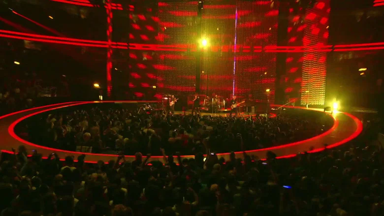 U2: Vertigo 2005 - Live from Chicago screenshot 3