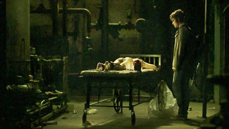 Deadgirl screenshot 1