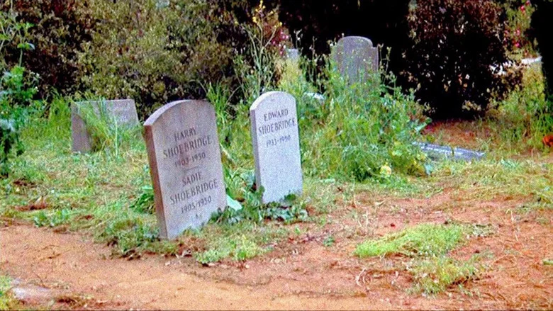 Family Plot screenshot 4