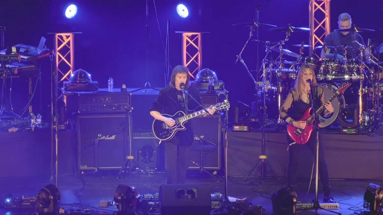 Steve Hackett - The Lamb Stands Up Live at the Royal Albert Hall screenshot 2