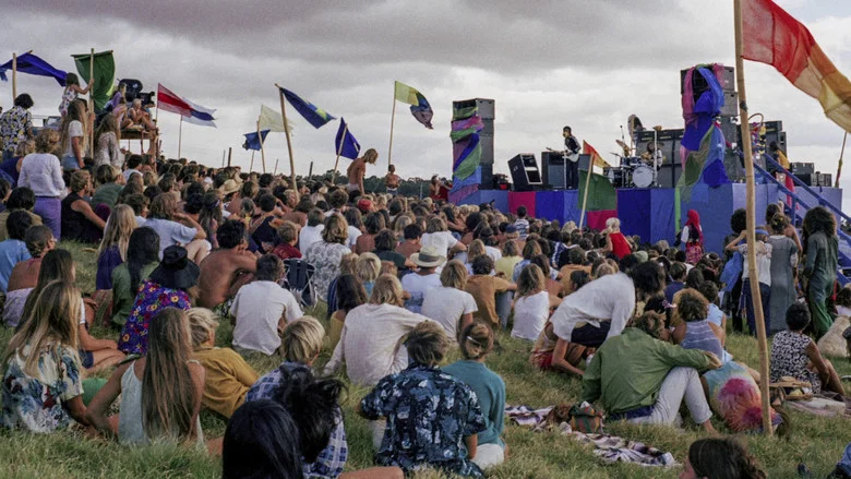 Music, Money, Madness… Jimi Hendrix Live In Maui screenshot 1