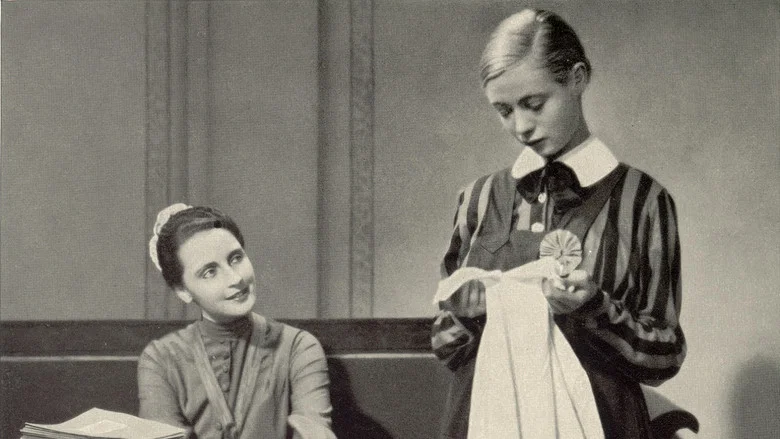 Mädchen in Uniform screenshot 4