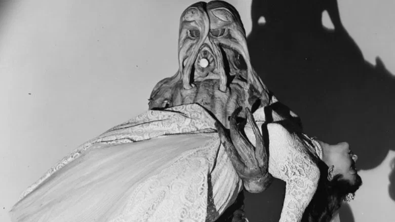 I Married a Monster from Outer Space screenshot 5