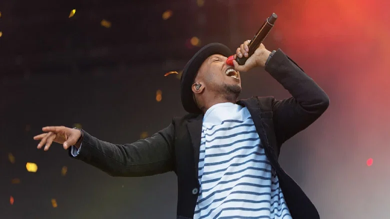 Soprano, Phoenix Tour - La tournée des stades screenshot 1