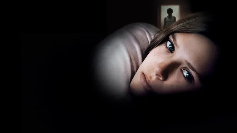 Martha Marcy May Marlene screenshot 1