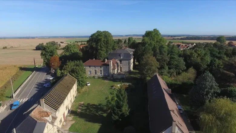 Le château d'Hérouville, une folie rock française screenshot 1