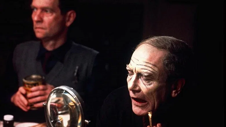 The Dresser screenshot 2