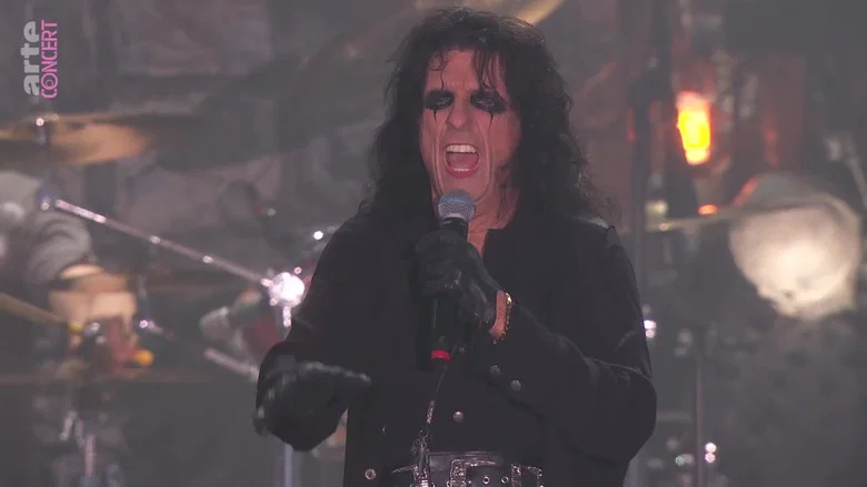 Alice Cooper - Road (Live at Hellfest 2022) screenshot 8