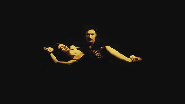 Love Crimes screenshot 1