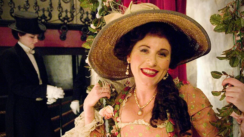 Miss Marie Lloyd: Queen of the Music Hall screenshot 3