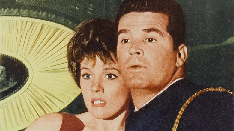 The Americanization of Emily screenshot 1