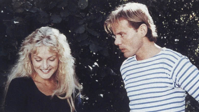 Pauline at the Beach screenshot 5