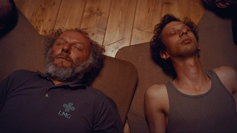 Smiles of Sad Men screenshot 6