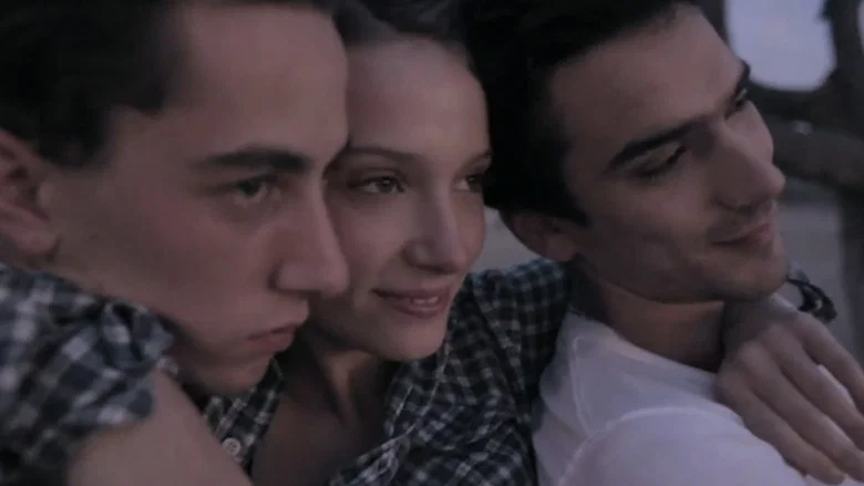 Love screenshot 3