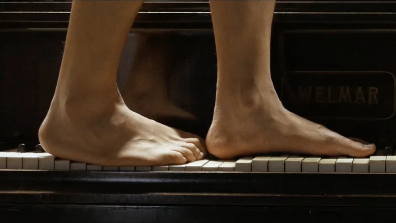 Walking On Piano screenshot 1