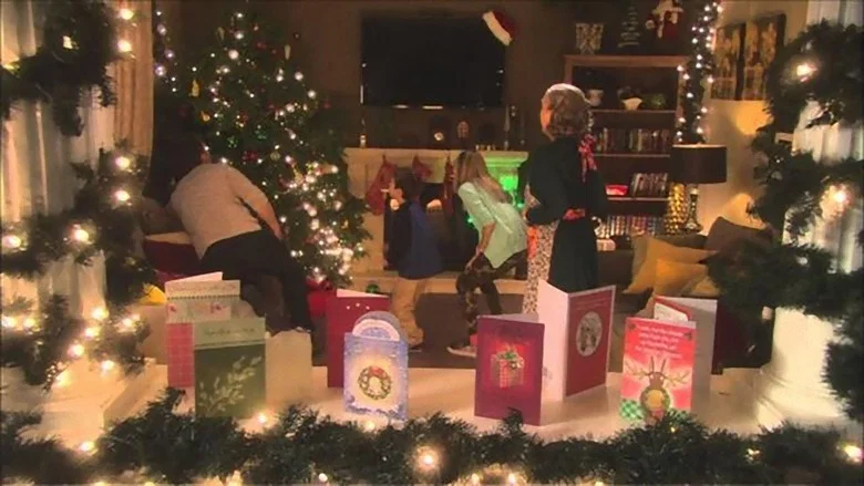 Mistletoe Over Manhattan screenshot 1