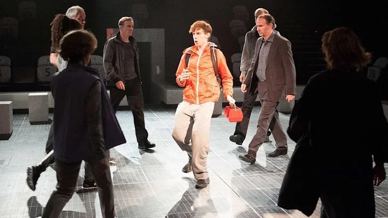 National Theatre Live: The Curious Incident of the Dog in the Night-Time screenshot 2