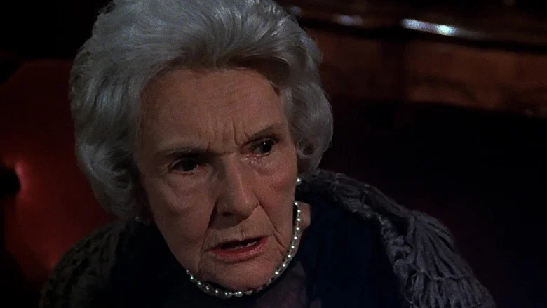 Family Plot screenshot 6