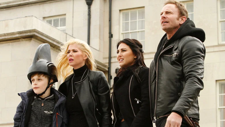Sharknado 5: Global Swarming screenshot 3
